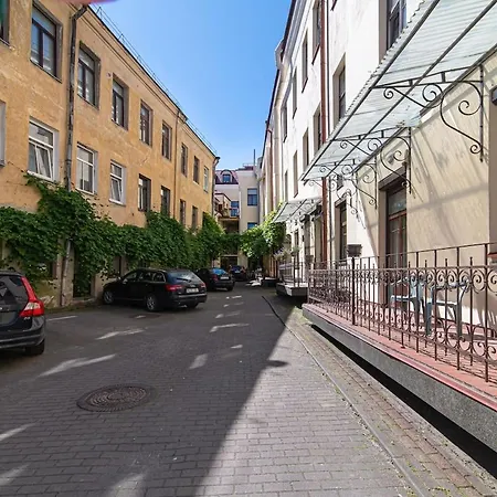 1 Bedroom In Old Town With Free Parking *