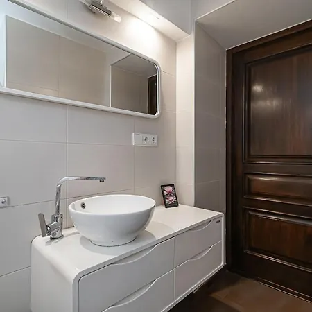 1 Bedroom In Old Town With Free Parking * Vilnius