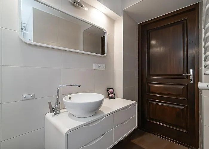 1 Bedroom In Old Town With Free Parking * Vilnius