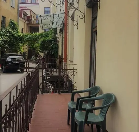 1 Bedroom In Old Town With Free Parking