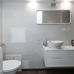 דירה 1 Bedroom In Old Town With Free Parking *